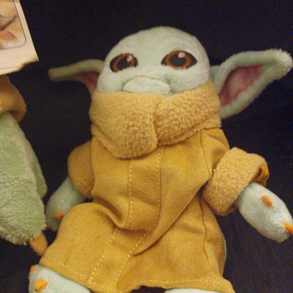 NWT Build A Bear Star Wars The Mandalorian Baby Yoda w/. 2 Xtra Plushies - Picture 4 of 6